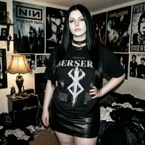 Camiseta Oversize Berserk - Dragon slayer